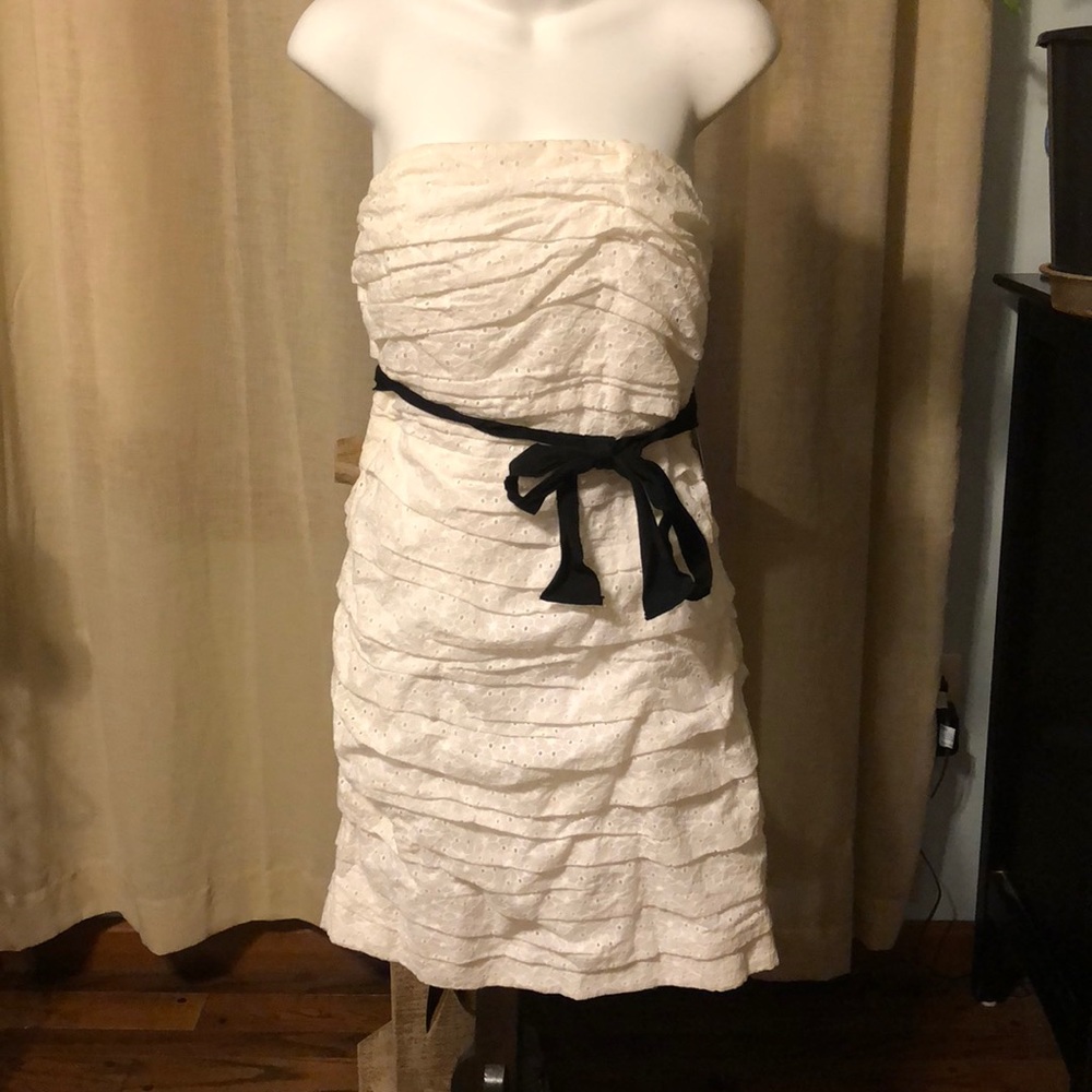 Express Strapless and option for straps dress